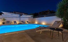 Villa Fortis B&B